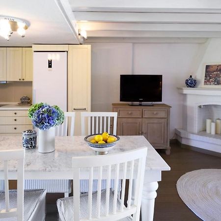 Soleado Beachfront Villa Skala Fourkas Bagian luar foto